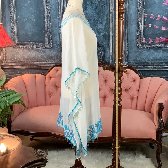 Cream/white sheer beach cover PIZAZZ - Picture 4 of 10